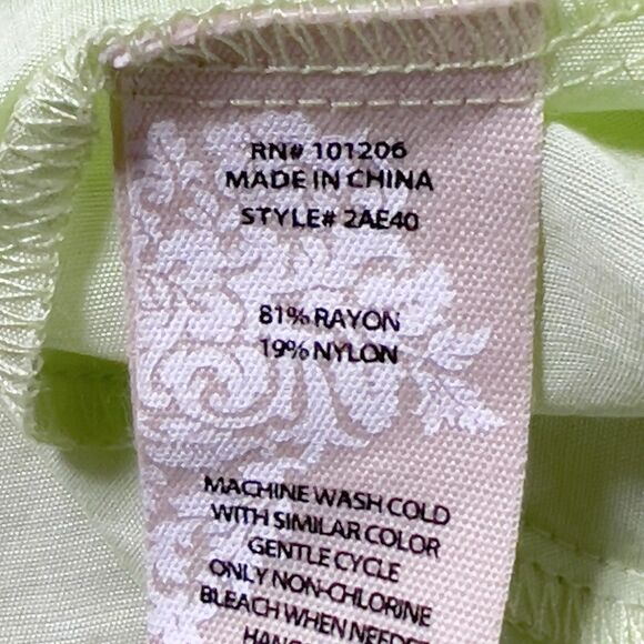 Soft Surroundings Alexis Tunic Top Sz L Green 3/4 Sleeves Split V-Neck - Picture 8 of 15